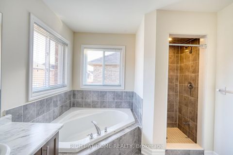 Photo 19 at 17 Mercury Avenue, Keswick South, Georgina