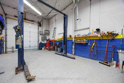 Photo 15 at 35 - 101 Toro Road, York University Heights, Toronto