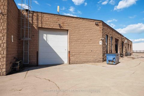 Photo 30 at 35 - 101 Toro Road, York University Heights, Toronto