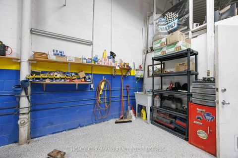 Photo 7 at 35 - 101 Toro Road, York University Heights, Toronto