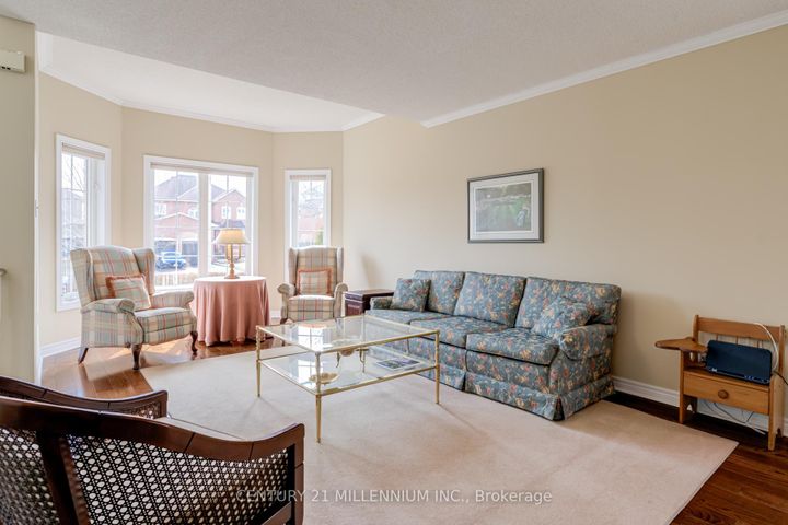 Photo 7 at 93 Samuel Crescent, Georgetown, Halton Hills