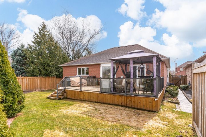 Photo 39 at 93 Samuel Crescent, Georgetown, Halton Hills