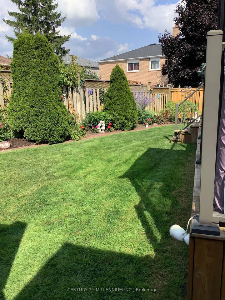 Photo 48 at 93 Samuel Crescent, Georgetown, Halton Hills