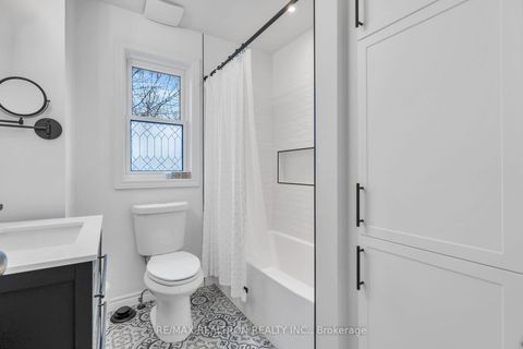 Photo 13 at 17 Baltic Avenue, Danforth, Toronto