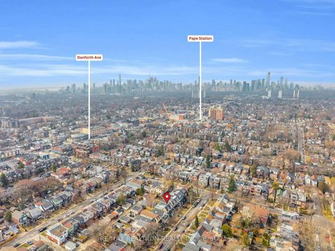 Photo 21 at 17 Baltic Avenue, Danforth, Toronto