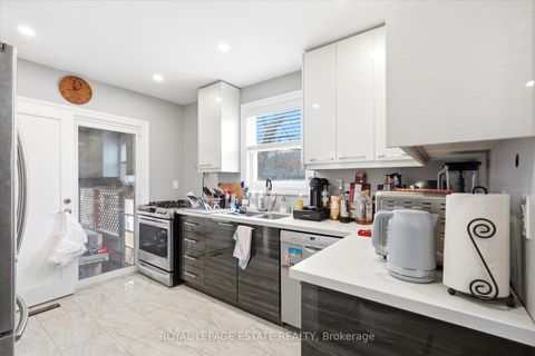 Photo 9 at 55 Cleta Drive, Kennedy Park, Toronto