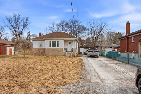 Photo 24 at 55 Cleta Drive, Kennedy Park, Toronto