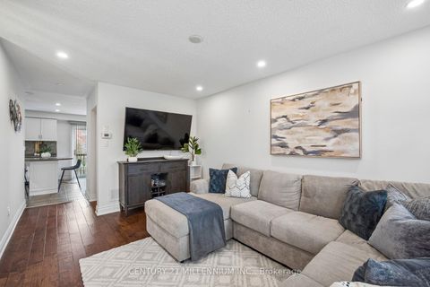 Photo 9 at 90 Baywell Crescent, Bayview Wellington, Aurora