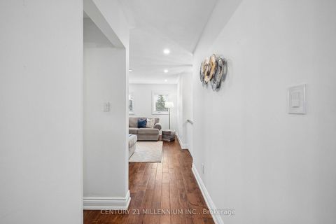 Photo 21 at 90 Baywell Crescent, Bayview Wellington, Aurora