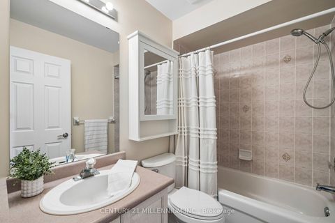 Photo 32 at 90 Baywell Crescent, Bayview Wellington, Aurora