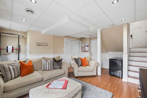 Photo 35 at 90 Baywell Crescent, Bayview Wellington, Aurora