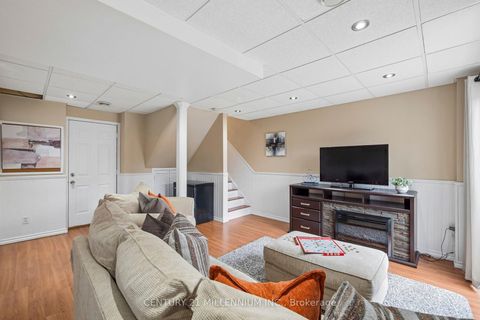 Photo 36 at 90 Baywell Crescent, Bayview Wellington, Aurora