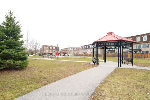 Photo 32 at 1518 Shepway Mews, Duffin Heights, Pickering