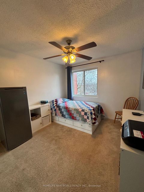 Photo 10 at 402 - 131 Taunton Road E, Centennial, Oshawa