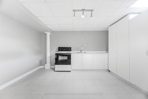 Photo 41 at 4 Fawcett Avenue, Taunton North, Whitby