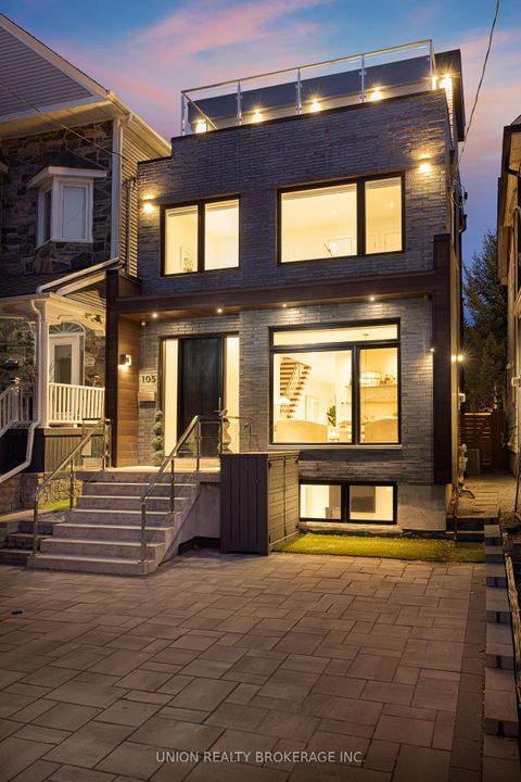 Photo 33 at 105 Kenilworth Avenue, The Beaches, Toronto