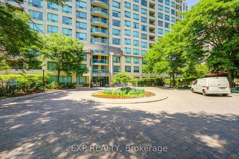 Photo 1 at 605 - 238 Doris Avenue, Willowdale East, Toronto