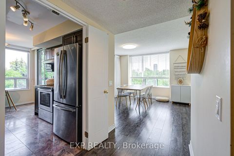 Photo 6 at 605 - 238 Doris Avenue, Willowdale East, Toronto