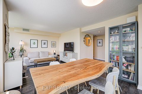 Photo 9 at 605 - 238 Doris Avenue, Willowdale East, Toronto