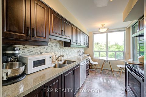 Photo 20 at 605 - 238 Doris Avenue, Willowdale East, Toronto