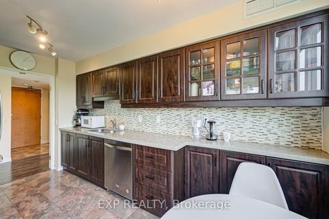 Photo 21 at 605 - 238 Doris Avenue, Willowdale East, Toronto