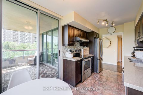 Photo 22 at 605 - 238 Doris Avenue, Willowdale East, Toronto