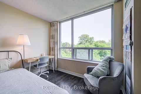 Photo 31 at 605 - 238 Doris Avenue, Willowdale East, Toronto