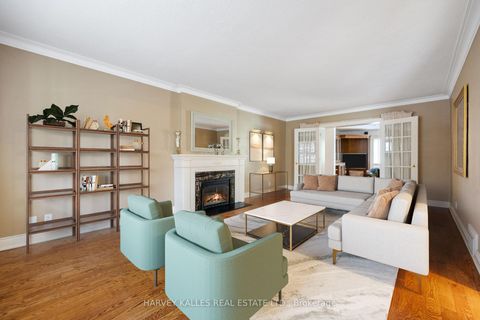 Photo 4 at 26 Forest Ridge Drive, Forest Hill North, Toronto