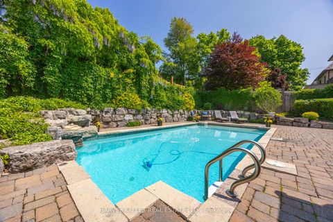 Photo 34 at 26 Forest Ridge Drive, Forest Hill North, Toronto