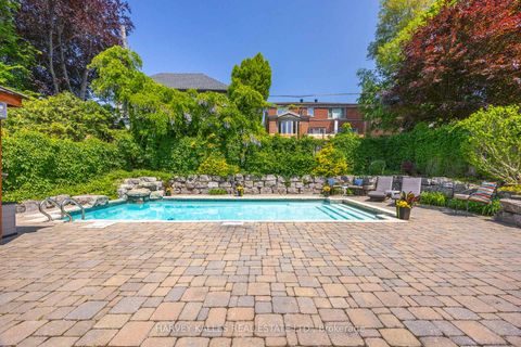 Photo 35 at 26 Forest Ridge Drive, Forest Hill North, Toronto