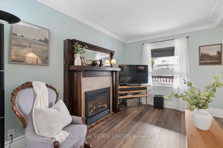 Photo 3 at 95 Belview Avenue, Crown Point, Hamilton