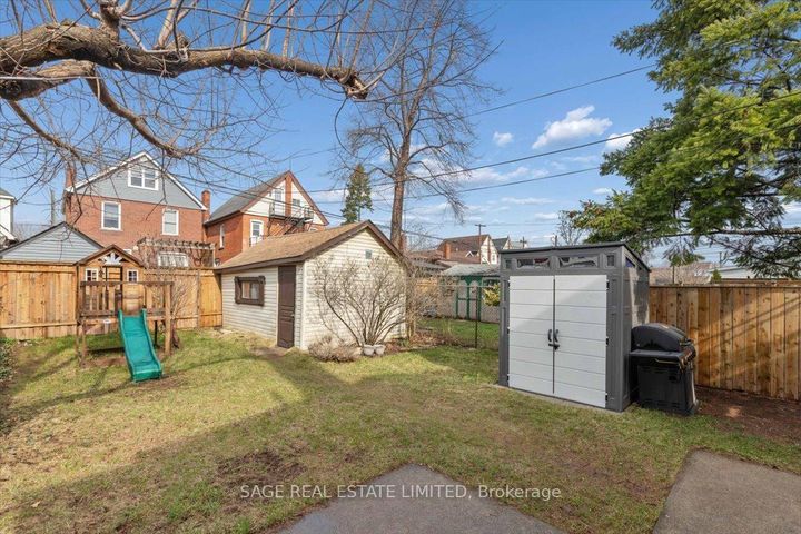 Photo 18 at 95 Belview Avenue, Crown Point, Hamilton
