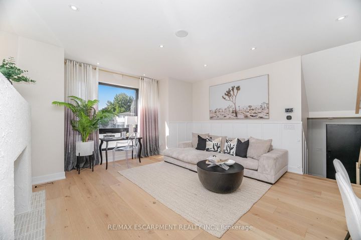 Photo 6 at 772 Banting Court, DP Dorset Park, Milton