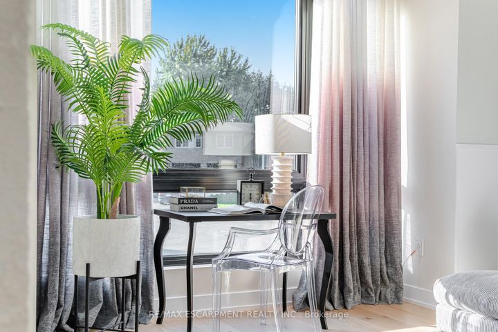 Photo 8 at 772 Banting Court, DP Dorset Park, Milton