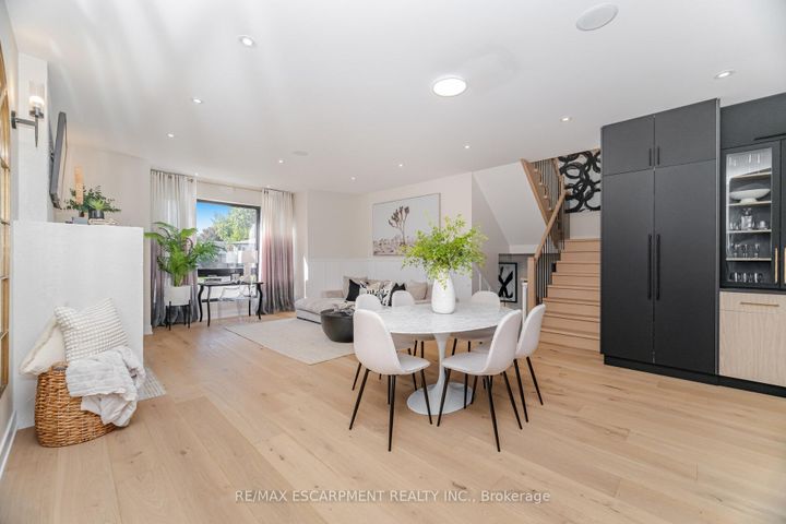 Photo 11 at 772 Banting Court, DP Dorset Park, Milton