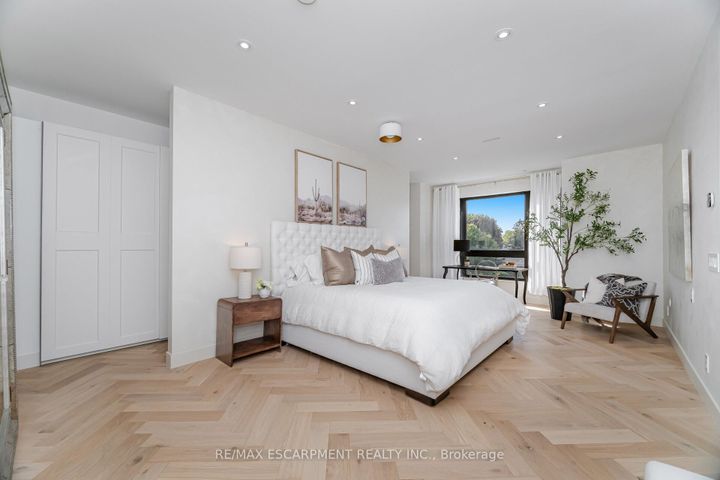 Photo 28 at 772 Banting Court, DP Dorset Park, Milton