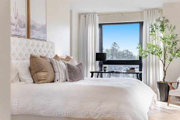 Photo 29 at 772 Banting Court, DP Dorset Park, Milton