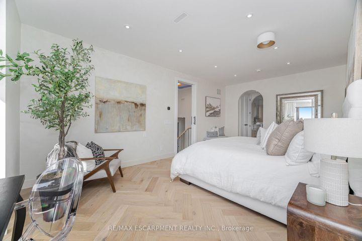 Photo 31 at 772 Banting Court, DP Dorset Park, Milton