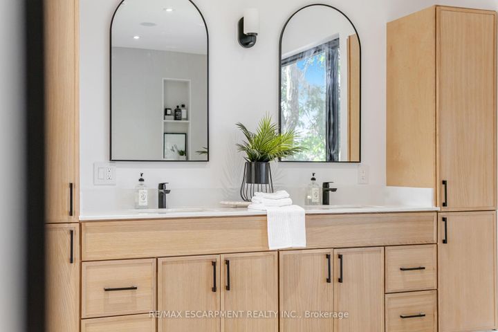 Photo 35 at 772 Banting Court, DP Dorset Park, Milton