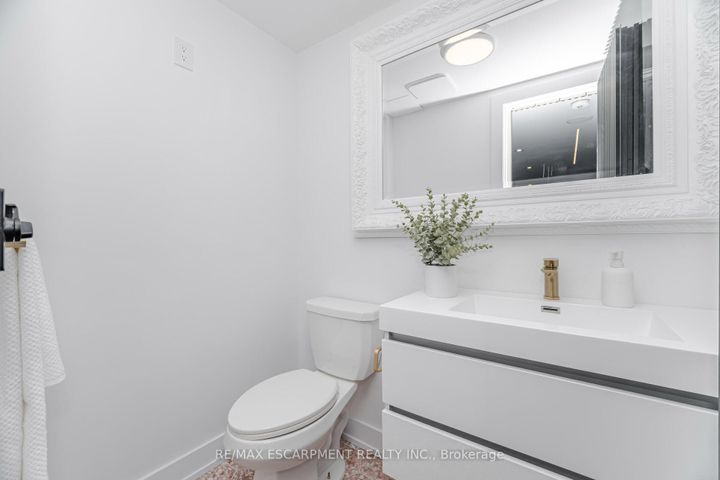 Photo 41 at 772 Banting Court, DP Dorset Park, Milton