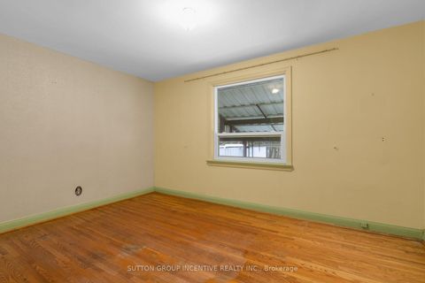 Photo 20 at 6 Kingsmere Crescent, Scarborough Village, Toronto