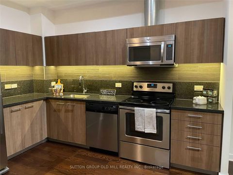 Photo 2 at 317 - 70 Distillery Lane S, Waterfront Communities C8, Toronto