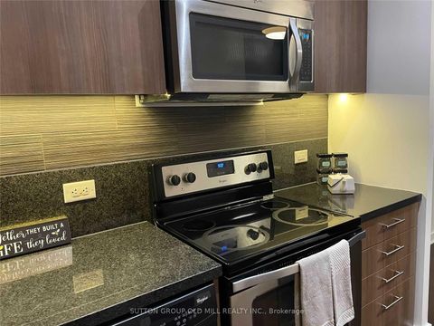 Photo 3 at 317 - 70 Distillery Lane S, Waterfront Communities C8, Toronto