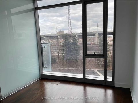 Photo 11 at 317 - 70 Distillery Lane S, Waterfront Communities C8, Toronto