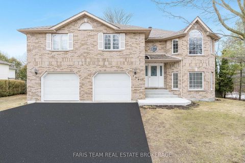 Photo 1 at 704 Trinity Street, Alcona, Innisfil