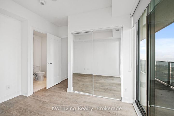 Photo 18 at 1408 - 70 Annie Craig Drive, Mimico, Toronto