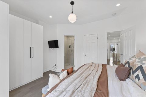 Photo 25 at 15 Yarmouth Road, Annex, Toronto