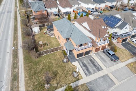 Photo 4 at 125 Hutton Place, Bowmanville, Clarington