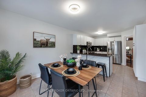 Photo 12 at 125 Hutton Place, Bowmanville, Clarington