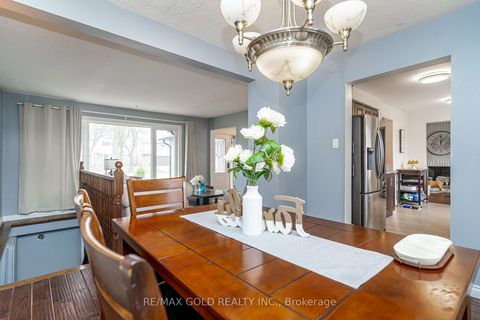 Photo 11 at 7632 Netherwood Road, Malton, Mississauga